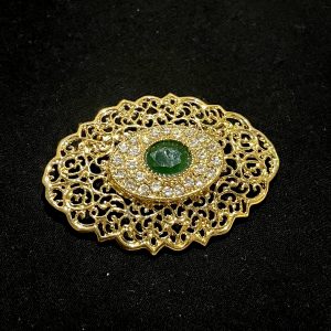 Broches